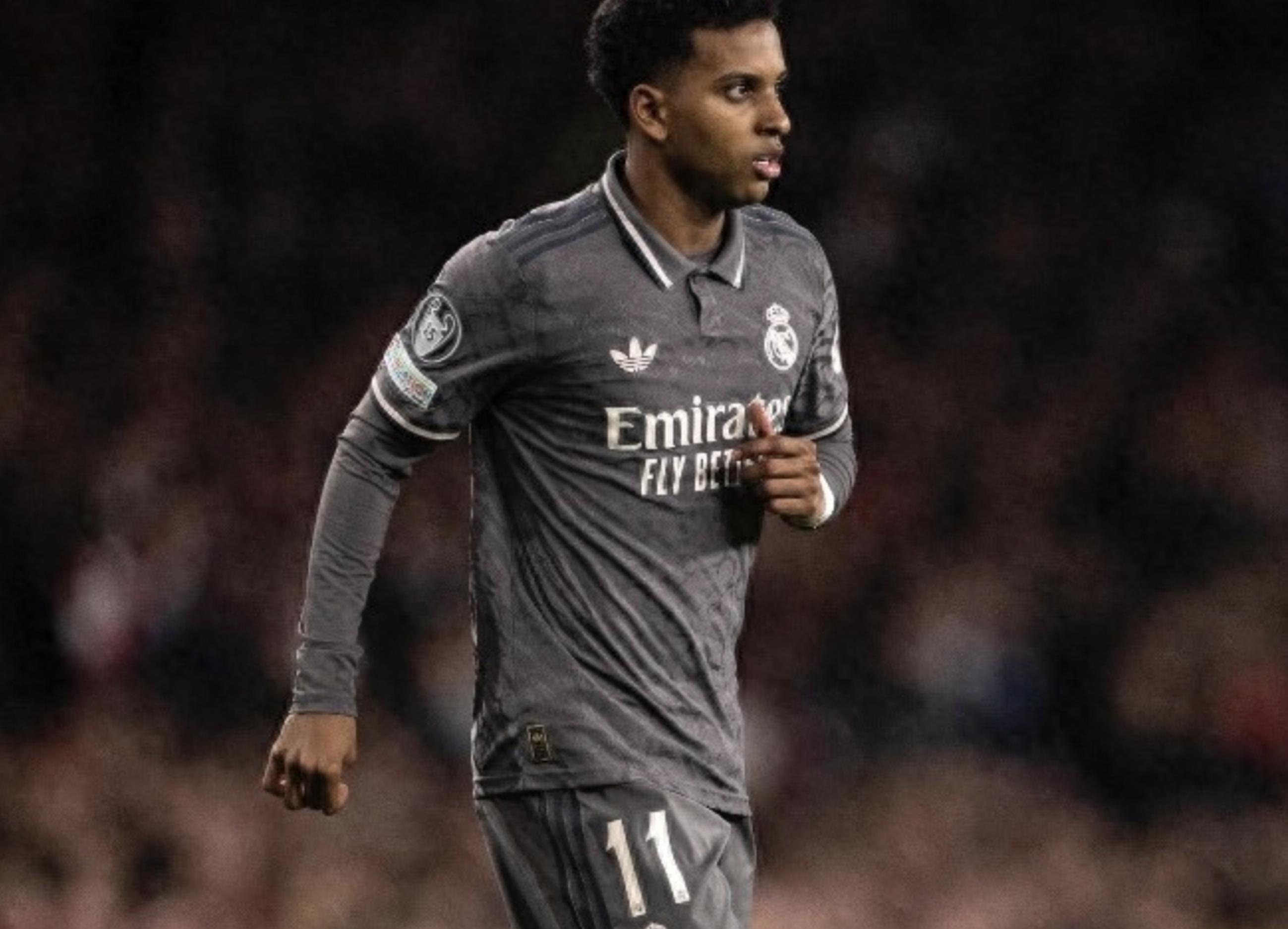 姆巴佩官方宣布爆冷新规,尤文图斯引发争议!赛场气氛高涨 姆巴佩官方宣布爆冷新规,尤文图斯引发争议!赛场气氛高涨